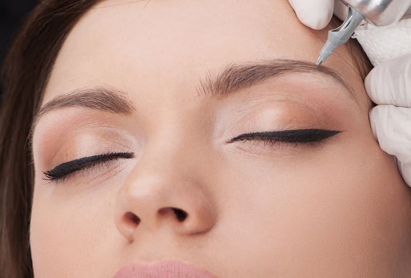 pflegeanleitung-für-microblading-augenbrauen-4